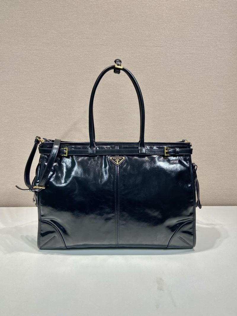 Pra*a top handle bags